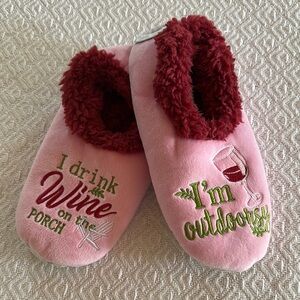 NWT Pink Slippers with Wine and Outdoor Embroidery